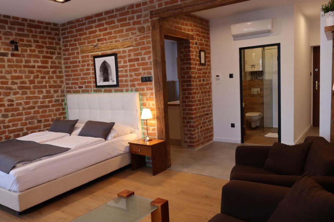 Apartament Przy Rynku Chełmno Exteriör bild