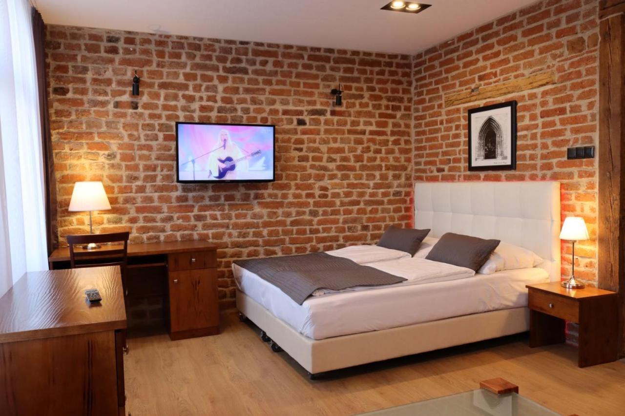 Apartament Przy Rynku Chełmno Exteriör bild
